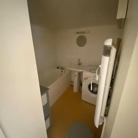 Le Verdoyant Apartment